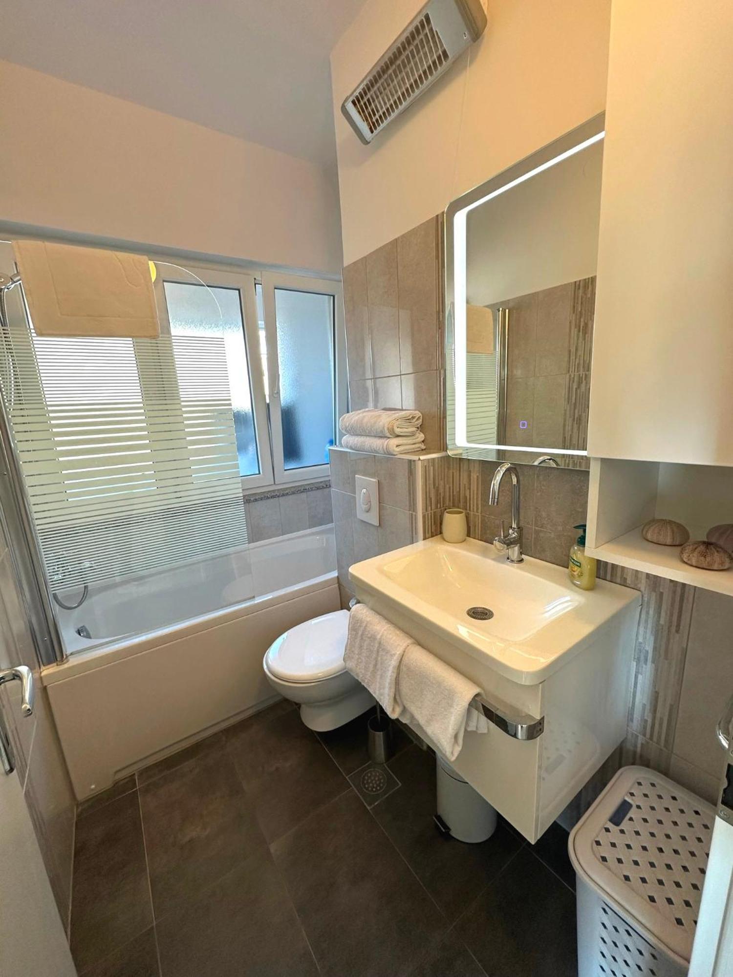 Spacious 3Bdr App In Center "Sunny Bayside" Ζαντάρ Εξωτερικό φωτογραφία