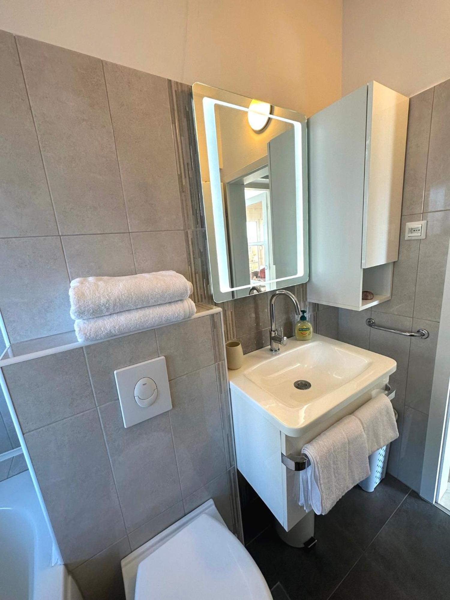 Spacious 3Bdr App In Center "Sunny Bayside" Ζαντάρ Εξωτερικό φωτογραφία